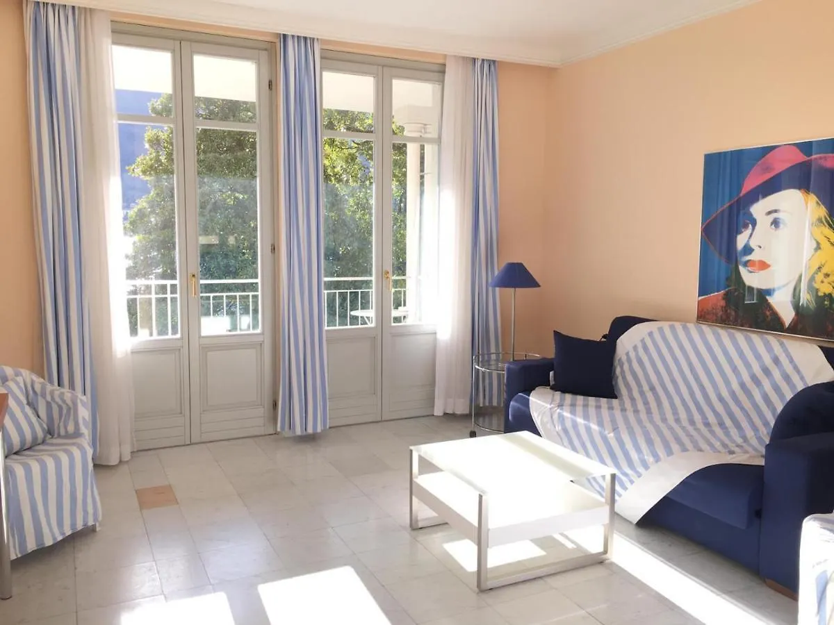 Ville Lago Lugano Porto Ceresio 0*,