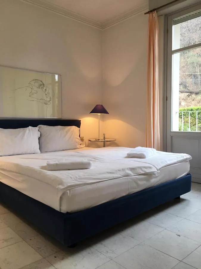 Apartment Ville Lago Lugano Porto Ceresio Italy